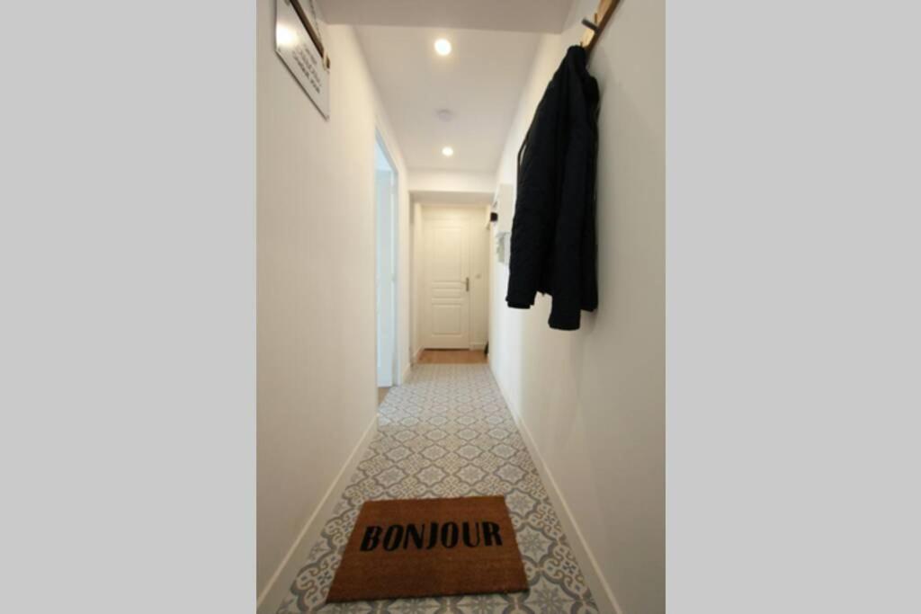 Appartement Centre De Valenciennes Entierement Equipe 64M2 Buitenkant foto