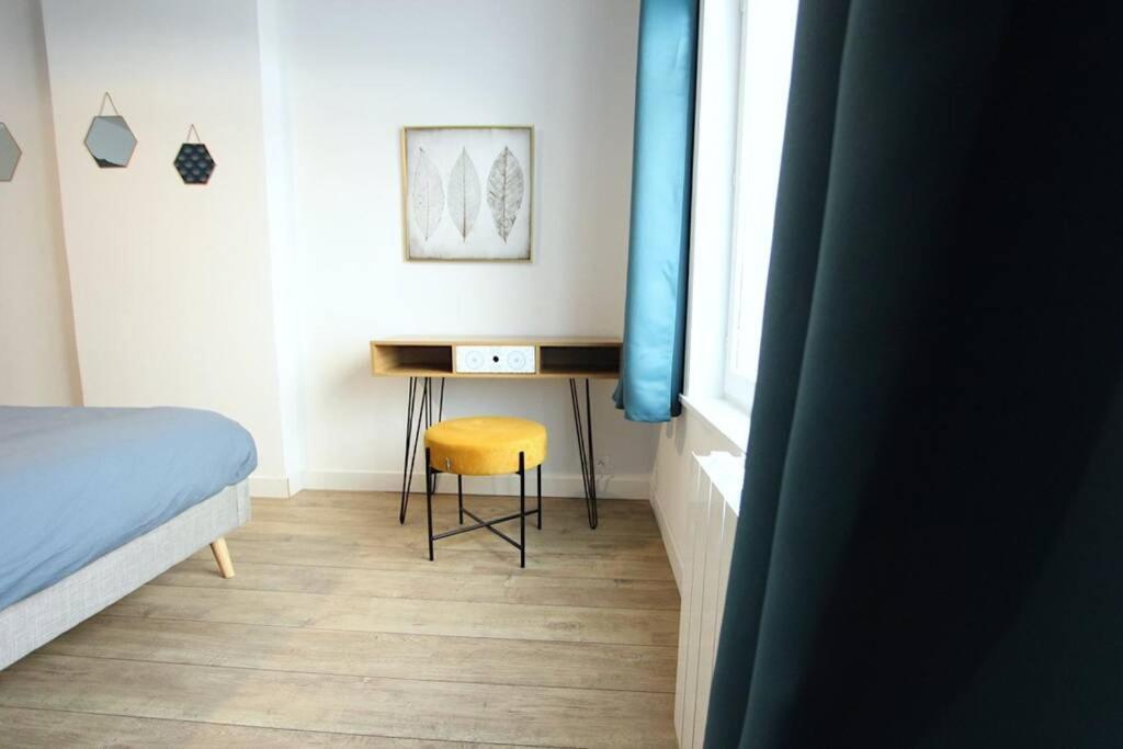 Appartement Centre De Valenciennes Entierement Equipe 64M2 Buitenkant foto