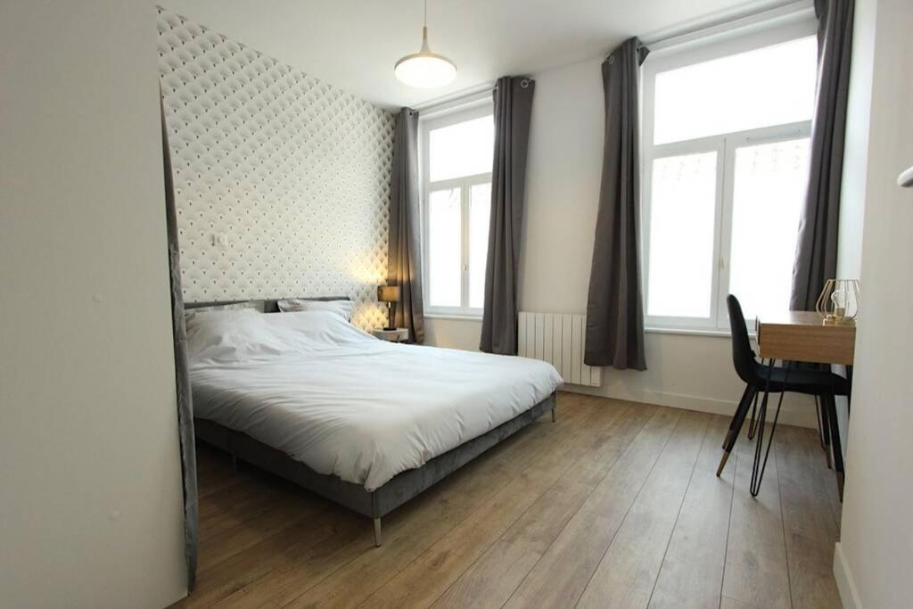 Appartement Centre De Valenciennes Entierement Equipe 64M2 Buitenkant foto