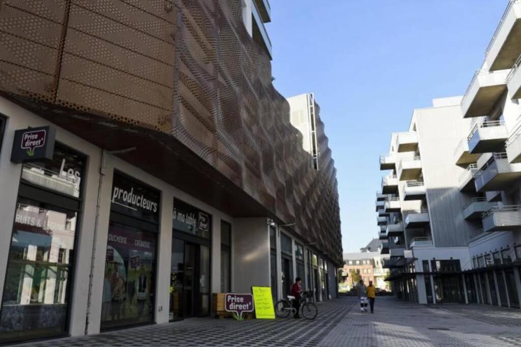 Appartement Centre De Valenciennes Entierement Equipe 64M2 Buitenkant foto